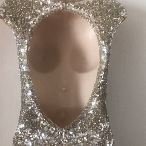 Woman’s Prim Avera homecoming party formal sequin mermaid silver dress - Picture 8 of 13